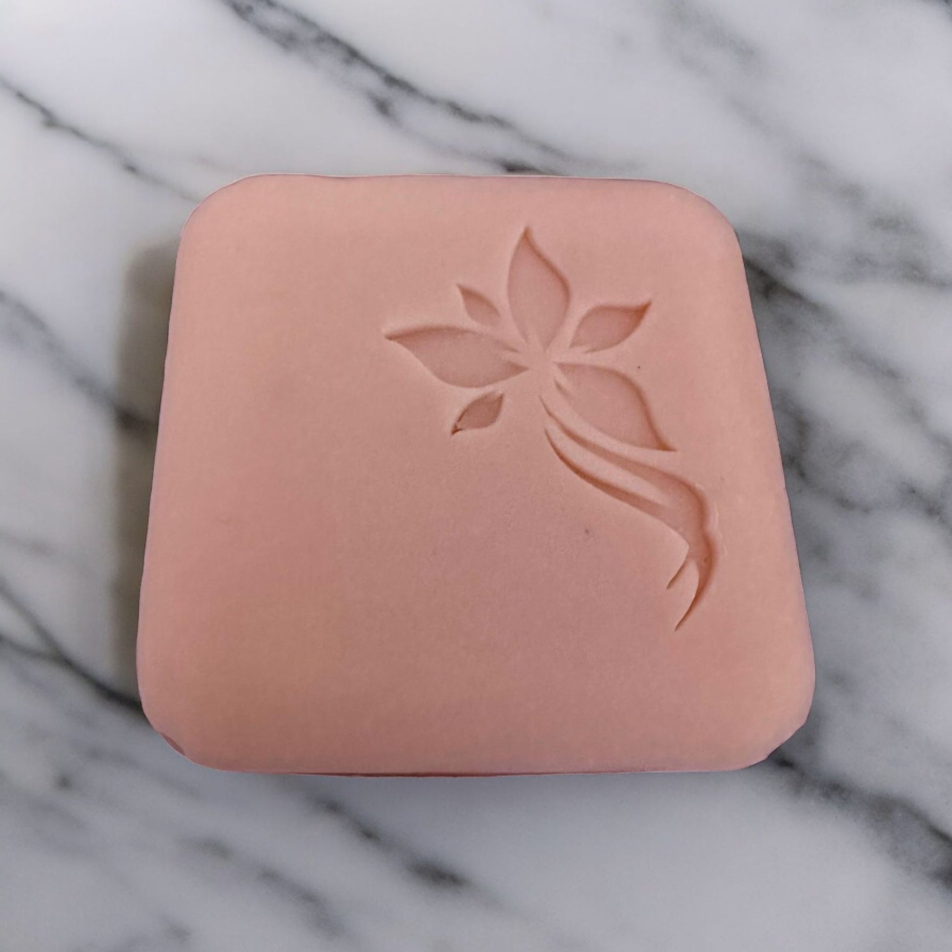 Skadi - Lavender & Rose Geranium Soap - Exfoliating - Freya