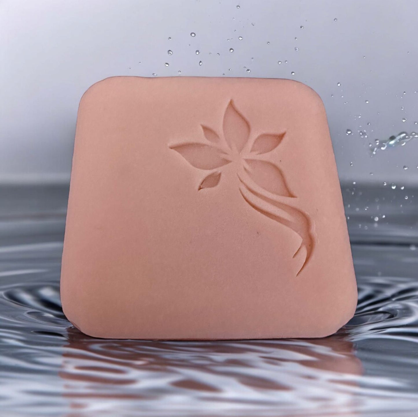 Skadi - Lavender & Rose Geranium Soap - Exfoliating - Freya