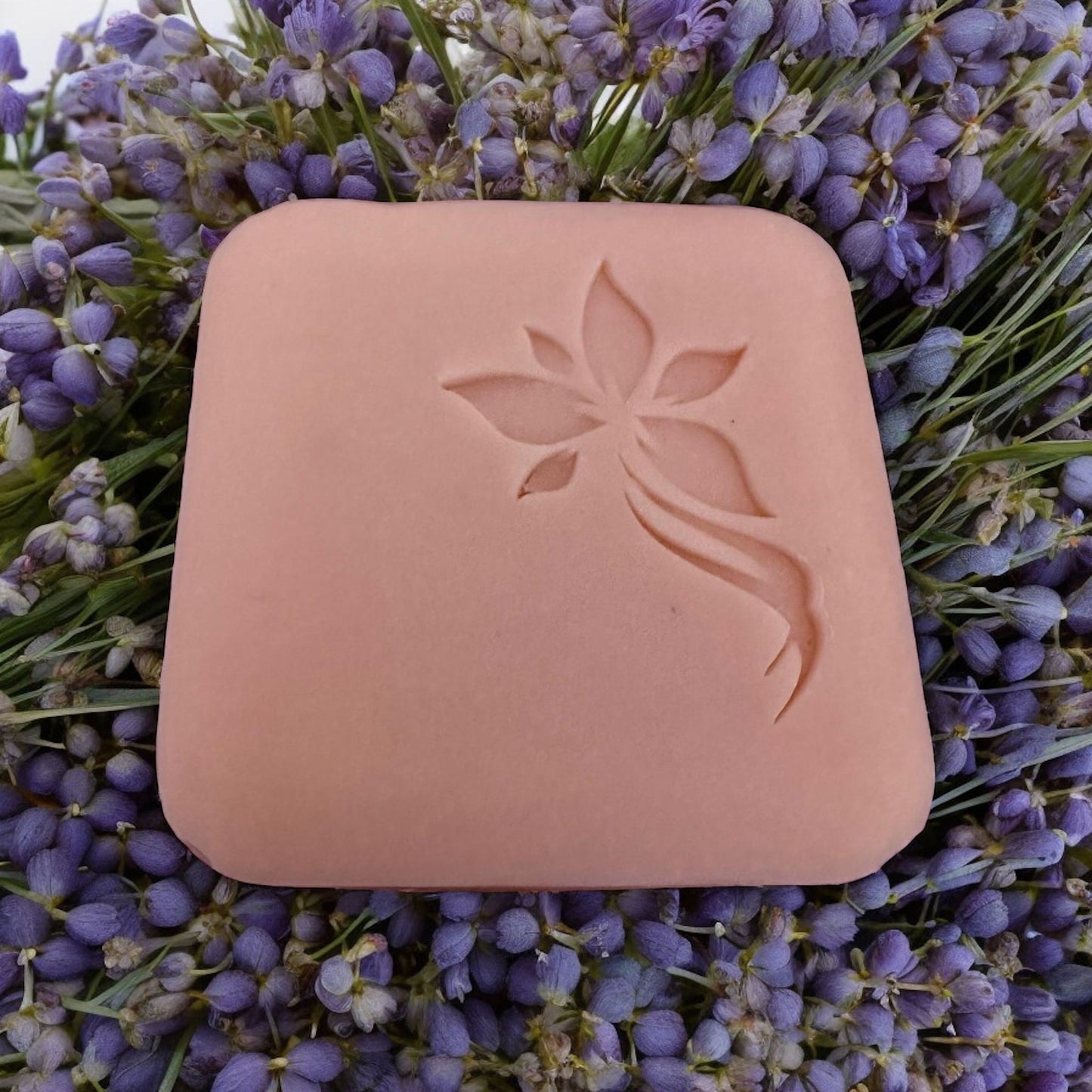 Skadi - Lavender & Rose Geranium Soap - Exfoliating - Freya