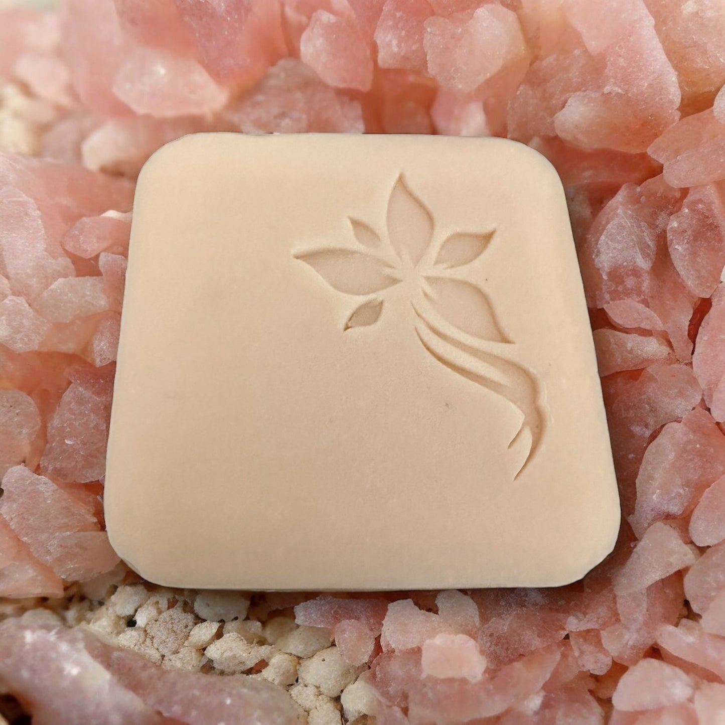 Syn  - Soap with Rose Quartz  - Heart Chakra - Freya